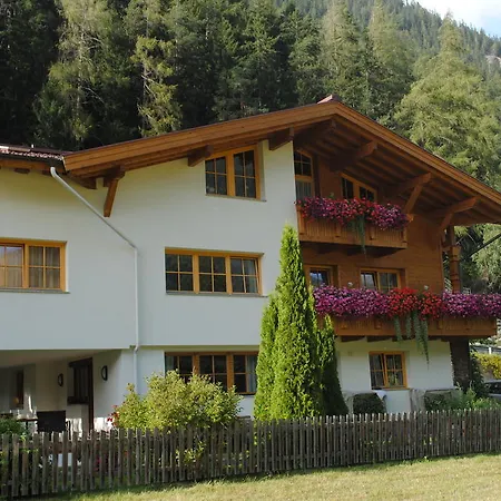 Haus Untergand