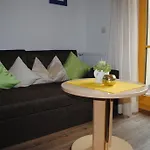 Daire Haus Untergand Sankt Anton am Arlberg